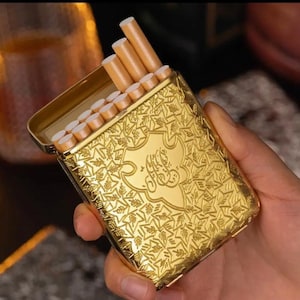 Metal Cigarette Case, Vintage Weed Cigarette Holder, Peaky Blinders Box For  16 King Size 84mm Cigarettes, Unique Birthday Gifts For Women Men (silver)