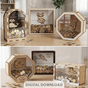 Puede incluir: Una colección de huchas de madera de varias formas, incluyendo octágonos y rectángulos, cada una con un panel frontal transparente. Las huchas presentan diseños cortados con láser de animales y temas náuticos, llenas de monedas. El texto "COOL savings ONLY" es visible.