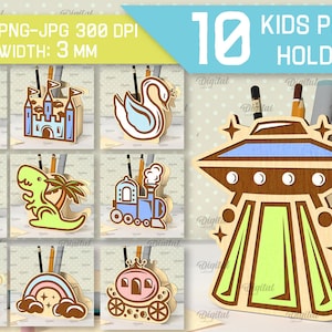 Op de afbeelding: Set van 10 printbare potlodenhouders voor kinderen. De houders hebben verschillende ontwerpen, waaronder een raket, een kasteel, een zwaan, een robot, een dinosaurus, een trein, een kroon, een regenboog en een ruimteschip. De ontwerpen zijn in cartoon-stijl en perfect om aan elk kinderbureau een leuke touch toe te voegen.