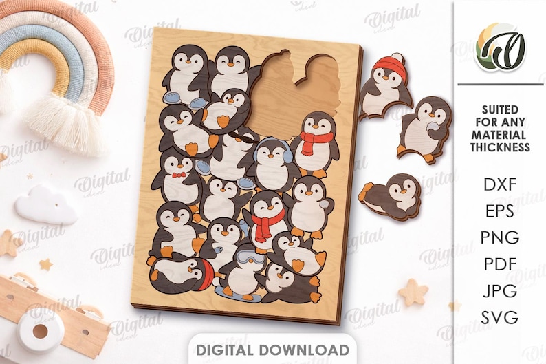 Puede incluir: Un tablero de rompecabezas de madera con m&uacute;ltiples ping&uuml;inos ilustrados con varios accesorios de invierno como bufandas, orejeras y gorros. El tablero incluye un marco rectangular con recortes para las piezas y texto de formatos.