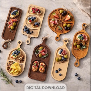 Puede incluir: Una colección de tablas de servir de madera de varias formas, llenas de aperitivos. Las tablas son de color marrón claro y oscuro, con aceitunas, bayas y galletas saladas. El texto de la derecha dice "10 DESIGNS" y "DIGITAL DOWNLOAD".