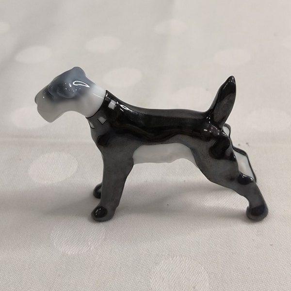 Porzellanfigur Terrier Schnauzer