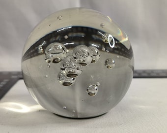 Paperweight ball made of glass
