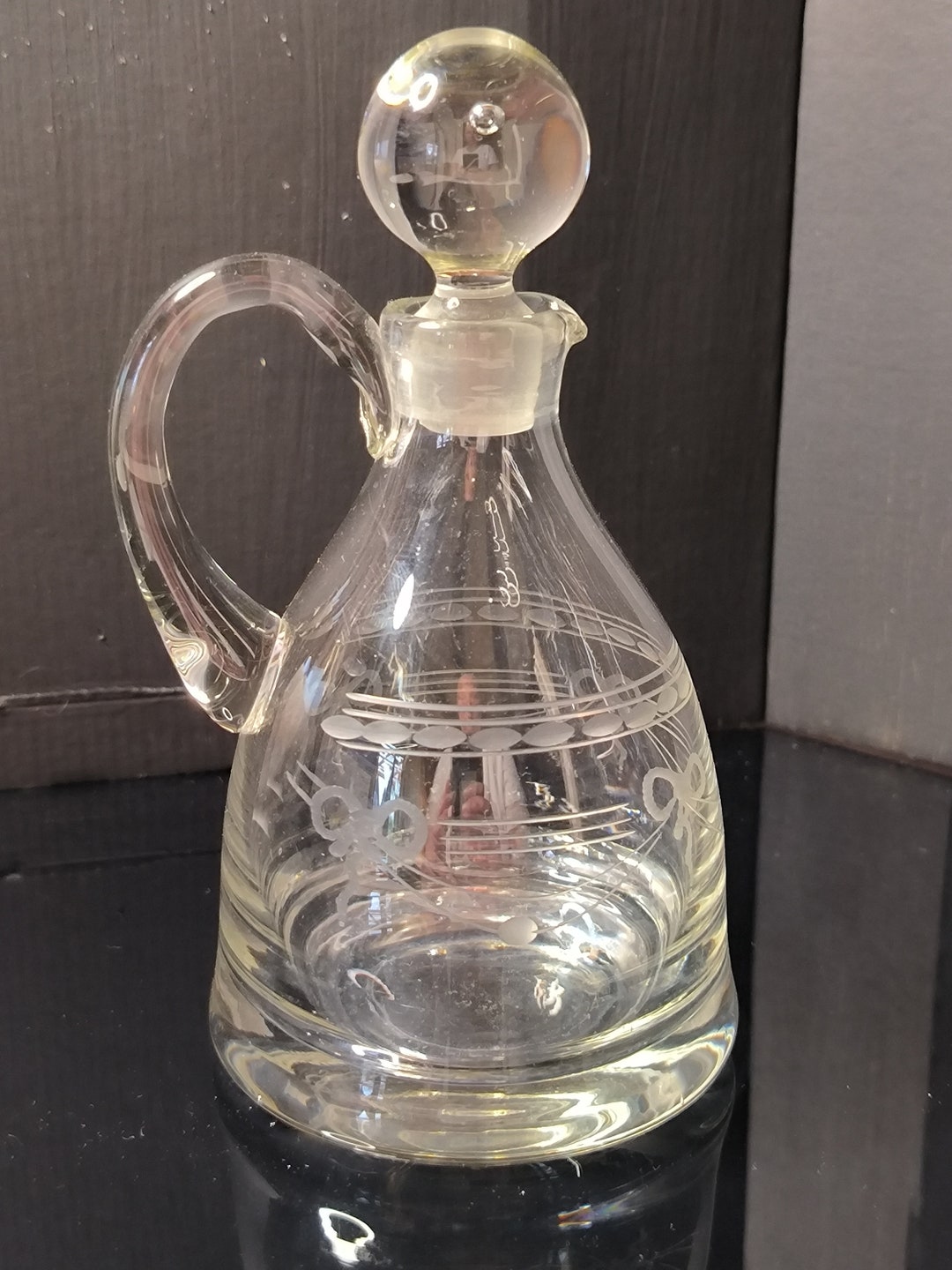 Carafe Made of Crystal Small Glass Bottle With Cut Cap With Engraved ...