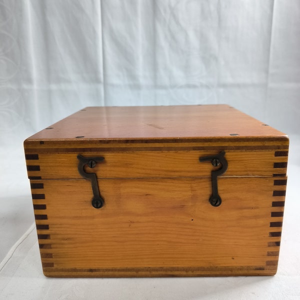 Tapped wooden box in cognac color from 1940 1950 square 2 tier and the tier can be removed