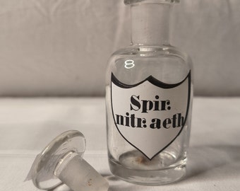 1900 "Spir,nitr.aeth." Bottiglia in vetro da farmacia con coperchio