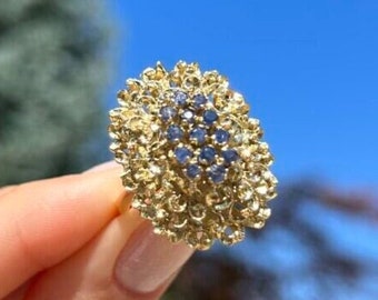 Large Blue Sapphires Cocktail Cluster Ring in 18k Yellow Gold