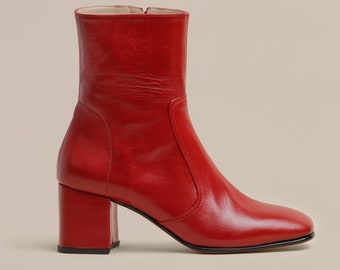 Handgefertigte Rote Nappaleder Stiefel für Damen | Stilvolle rote Damenstiefel | Benutzerdefinierte rote Leder Booties | Weihnachts-Booties