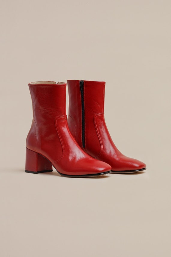 Handmade Red Napa Leather Boots for Women | Stylish Women display picture 3