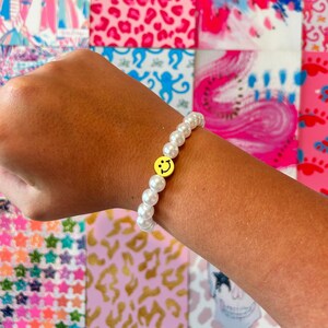 Smiley face bracelet