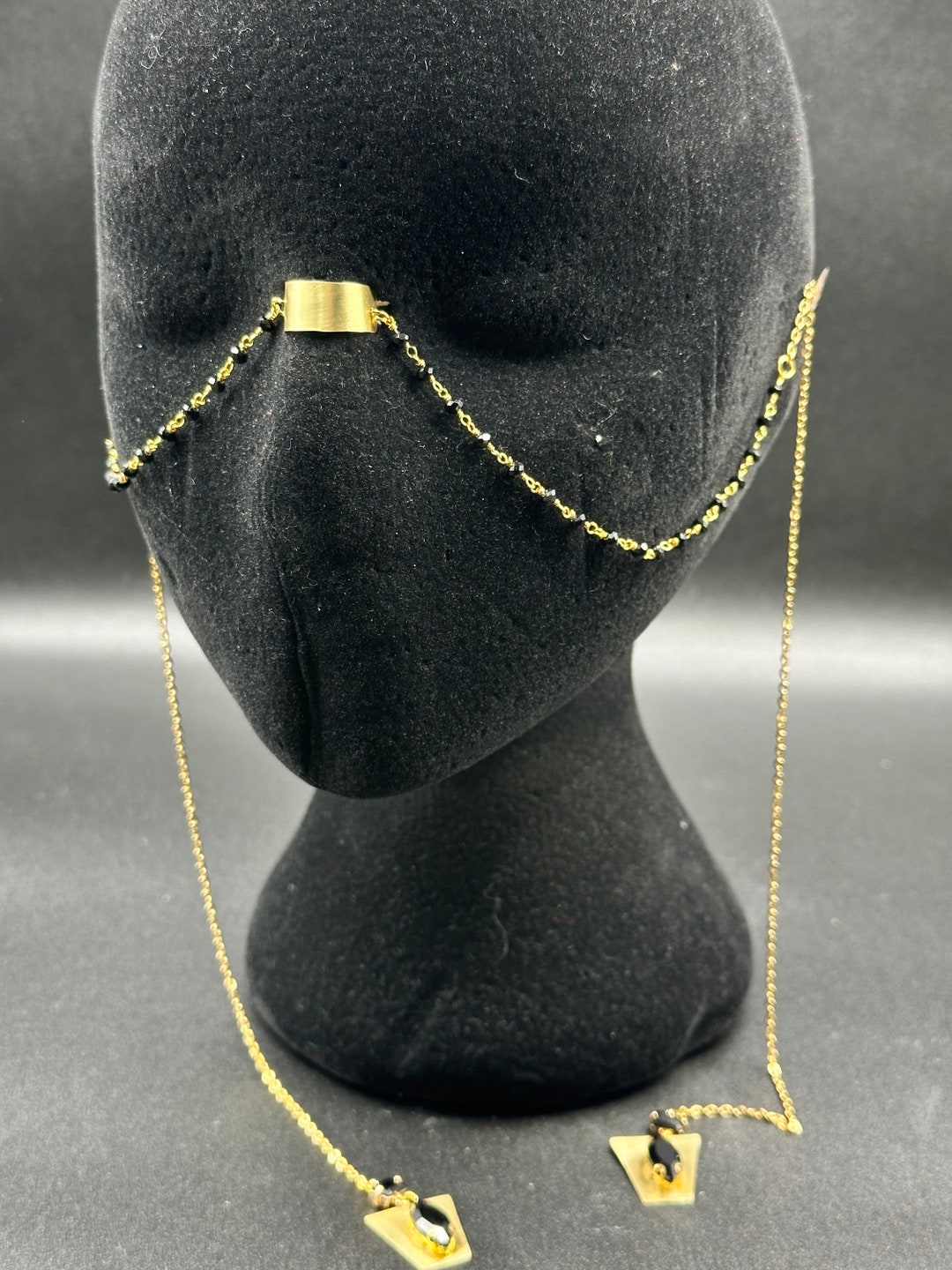Face Jewelry Face Chain Gold Drops Unique Accessory for an Unmistakable ...