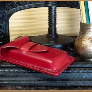 Red leather fountain pen or pens case