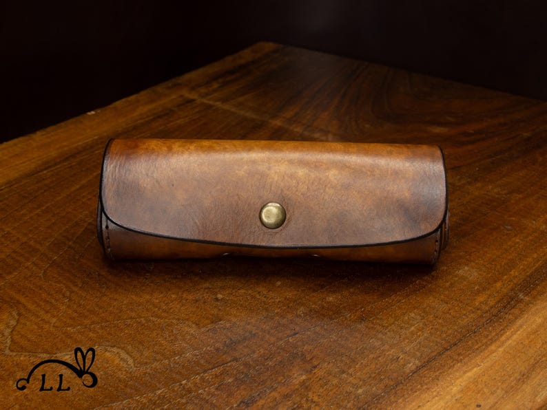 handcrafted leather eyeglass pouch