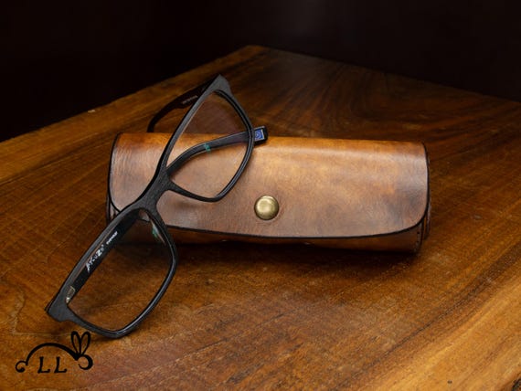 Hand-dyed Leather Glasses Case – Unique Eyeglass Holder – Personalized Leather Gift – Custom Made