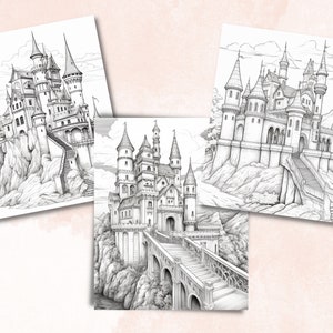 Puede incluir: Tres dibujos en blanco y negro de castillos de cuento de hadas en acantilados rocosos. Cada castillo tiene un dise&ntilde;o &uacute;nico con torres, ventanas y un puente.