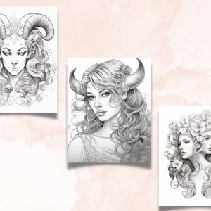 Pu&ograve; includere: Tre disegni in bianco e nero di donne con tratti animali. La prima donna ha corna di ariete e un motivo floreale intorno alla testa. La seconda donna ha corna di toro e un motivo floreale sul suo vestito. La terza donna ha due volti e una corona di fiori.