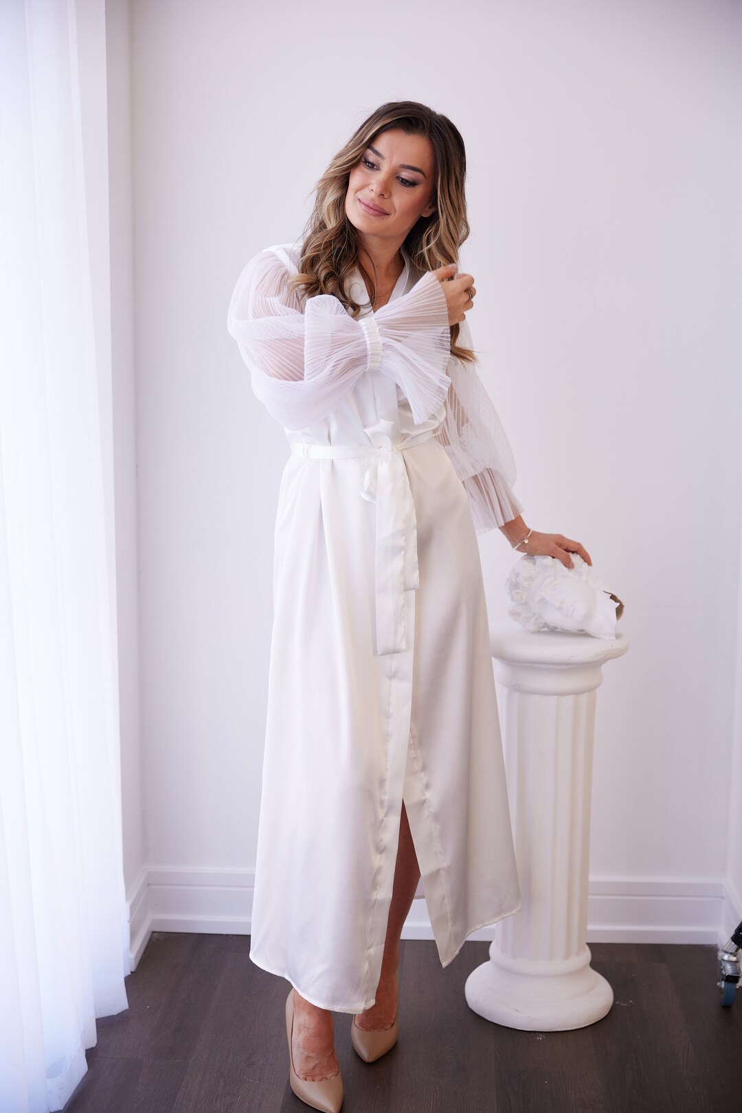 Silk Robe, Flowing White Silk Bridal Robe With Bracelet Sleeves Luxury ...