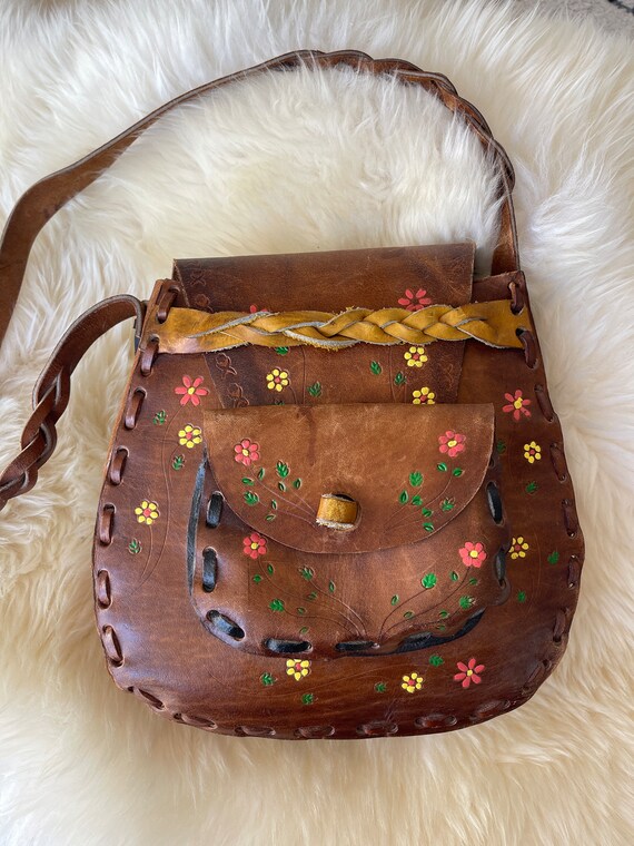 Vintage 70s Tooled Leather Painted Floral Purse -… - image 2