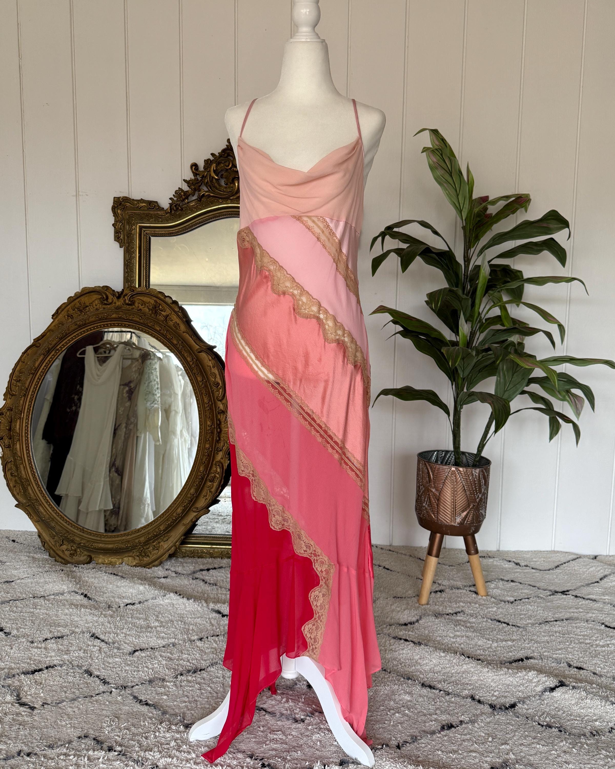 white christmas dresses Y2K VICTORIA'S SECRET RED AND PINK SLIP DRESS main image 0