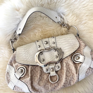 y2k old GUESS ヴィンテージ パッチワークハンドバッグ Y2K GUESS BAG – Thrift On Store