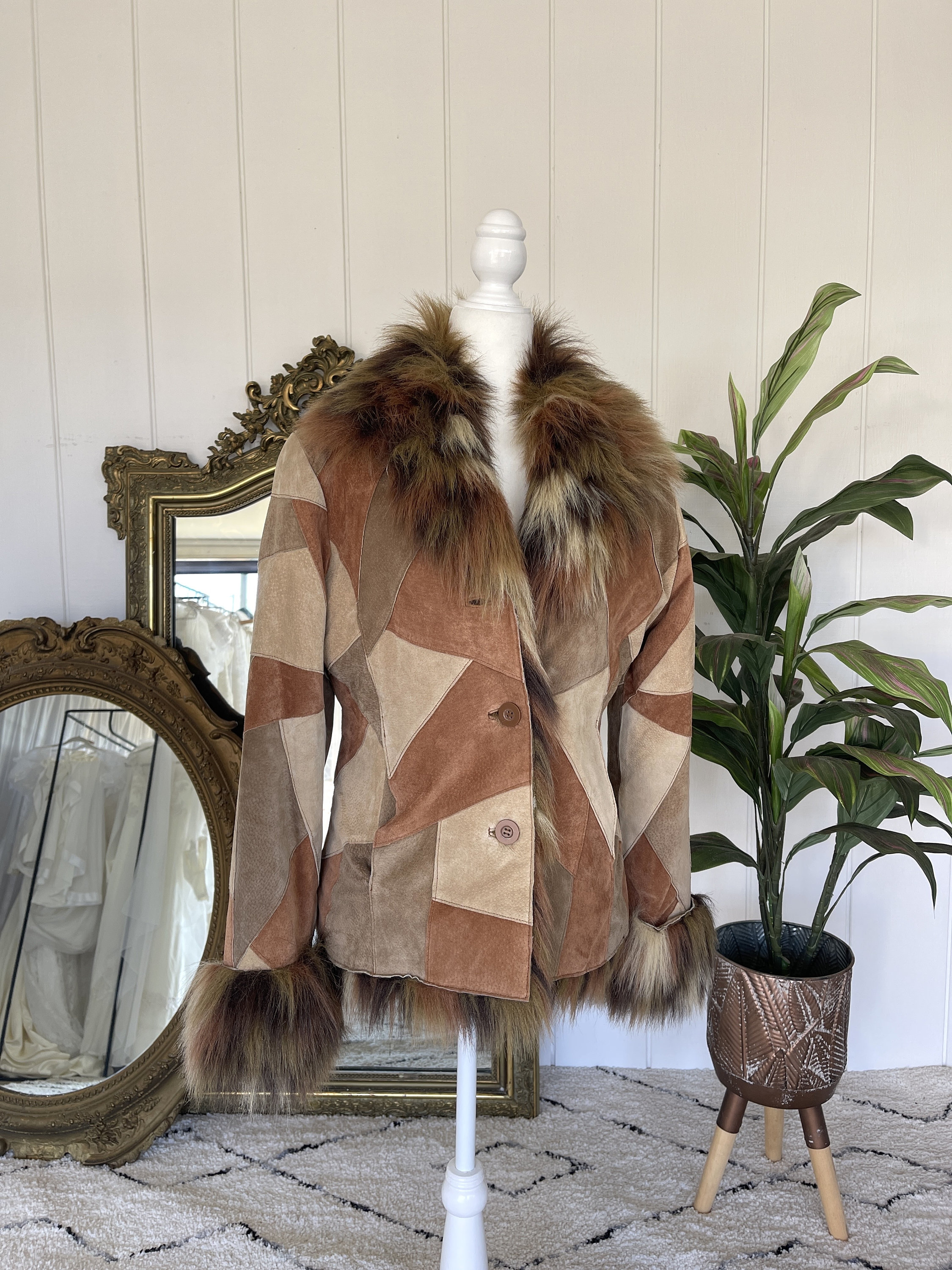ジャケット・アウター seyto Patchwork Fake Fur Jacket Silver Sequin Faux Fur Jacket With LED Luminous Patchwork