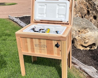 Wood Beer Cooler, Mancave Rustic Decor, Customized Cooler for Garage, Mens Gift for Him, Groomsman Gift, Backyard Outdoor Bar, Fathers Day