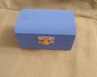 Earring box