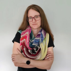 Wrapdown Shawl, Knitting pattern, Knitted advent shawl, mini skein project, PDF instant download, PDF pattern