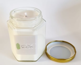 Vanilla scented soy candle