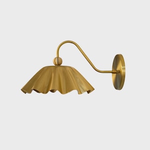 Aplique de pared de latón vintage / Portalámparas E26 para hogares estadounidenses / Iluminación de tocador de baño de estilo rústico / Lámpara de pared de latón antiguo / Cableado estadounidense