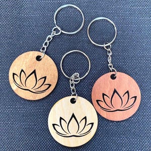 Lotus Flower Wooden Keychain Laser Cut Round Wood Color Luggage Tag