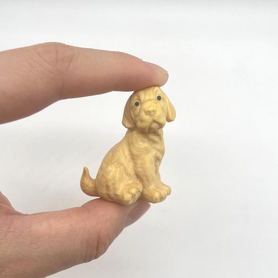手彫りのツゲの犬の置物：中国の十二支の子犬の飾り - Etsy 日本