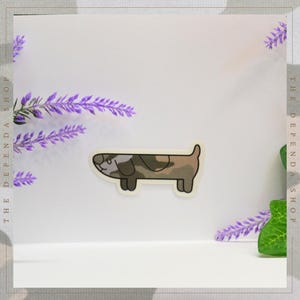 Sticker lange hond camouflage