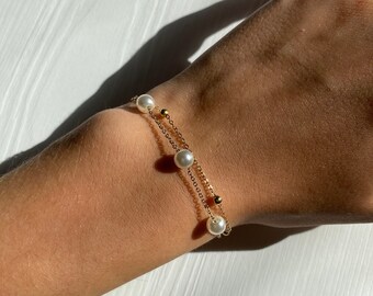 Gold Elegant Water Resistant  Pearl Bead Bracelet, Dainty, Wedding, Minimalist, Water proof