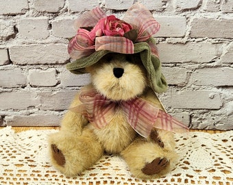 Josie K Bearsmark Boyds Bears #9689HM 9" plush