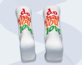 fais ce que tu aimes chaussette | Chaussettes de tennis | Chaussettes baskets | Des chaussettes parfumées, cool et rigolotes aux motifs colorés à offrir !