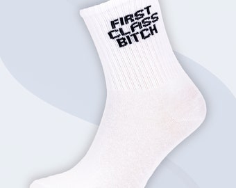 first class bitch | Tennissocke | Sneakersocke | duftende coole lustige Socken mit bunten Motiven zum verschenken !