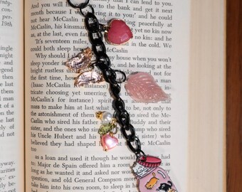 Serotonin Spell Kindle Charm Chain: Cozy Cat E-Reader Accessory