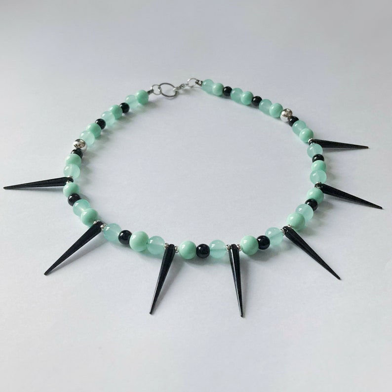 Handmade beaded necklace with spikes Mint - black spikes