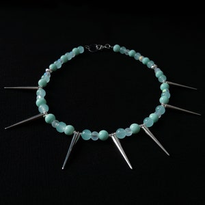 Handmade beaded necklace with spikes Mint - silver spikes