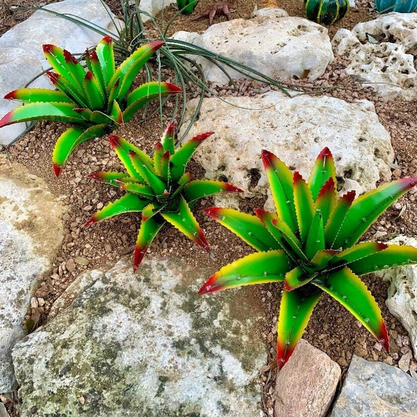 Metal Agave Cactus Plant Yard Art Garden Decor