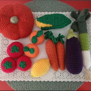 Dînette au crochet Fruits et légumes jouet image 3