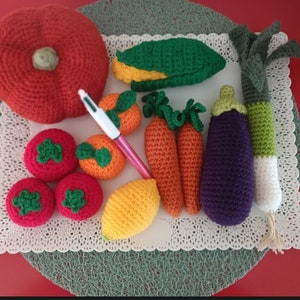 Dînette au crochet Fruits et légumes jouet image 8