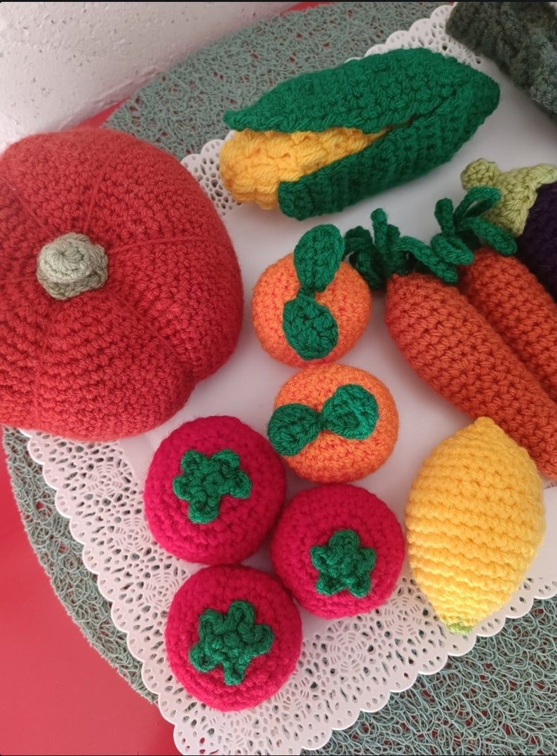 Dînette au crochet Fruits et légumes jouet image 5