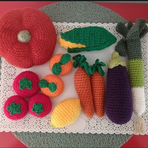 Dînette au crochet Fruits et légumes jouet image 2