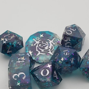 Juego de 8 dados de borde afilado Starlight on the Water