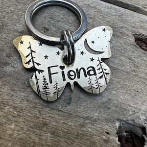 Hond ID-tag Huisdier ID-tag Gepersonaliseerde hondentag Aangepaste hondentag Gegraveerde huisdiertag Naamplaatje voor halsband ID-tag Metalen hondentag Schattige vlinder
