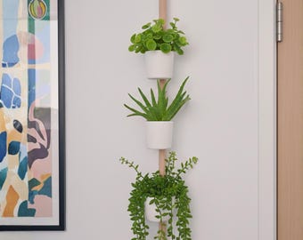 Sistema modular de jardineras de pared: sistema de jardín vertical impreso en 3D con 3 macetas.