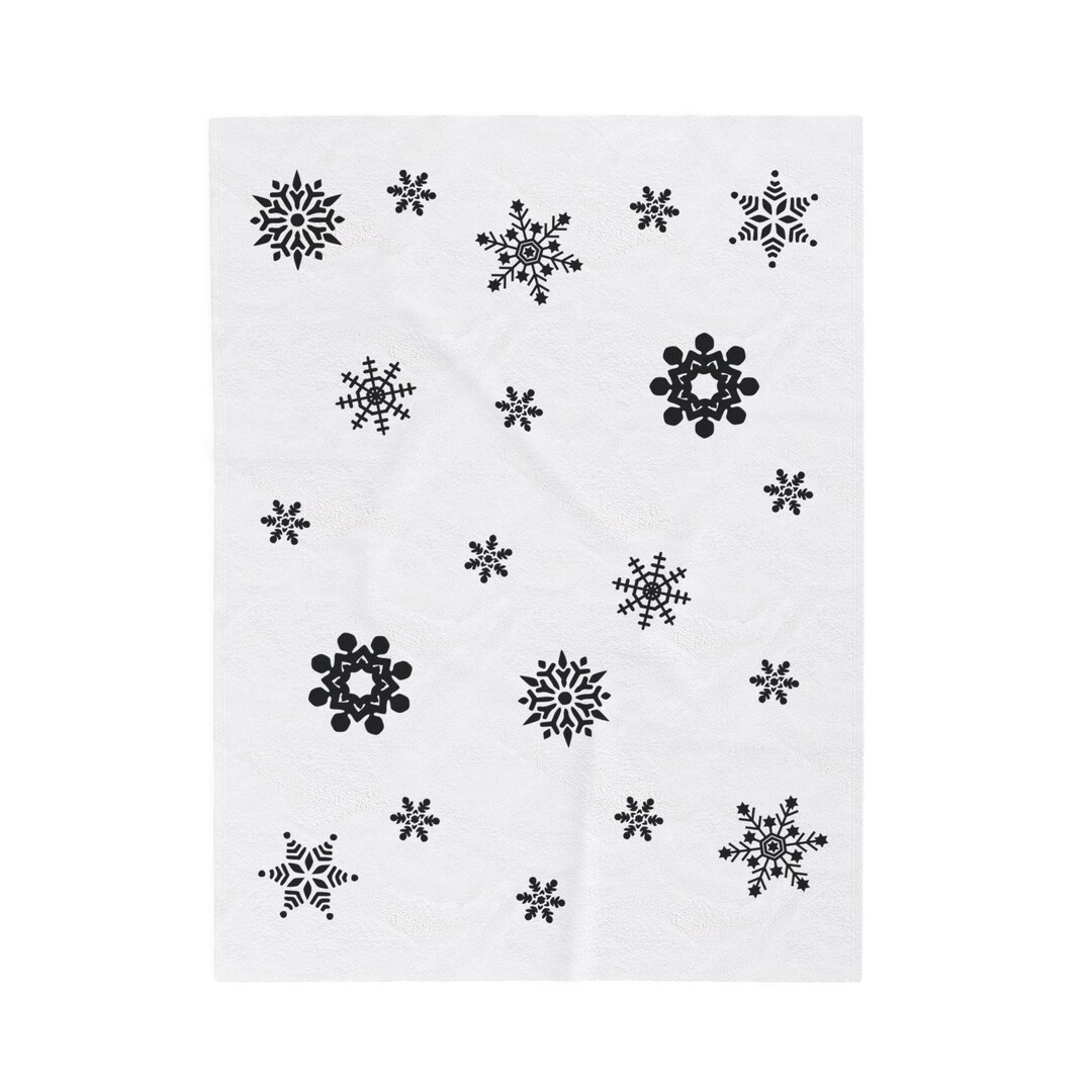 Bee Luxe Plush Blanket - Snowflake main image 1