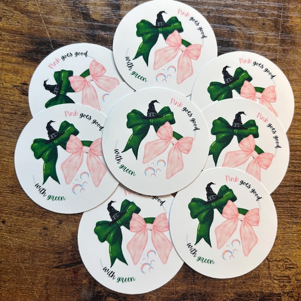 Wicked Pink Goes Good With Green Aufkleber